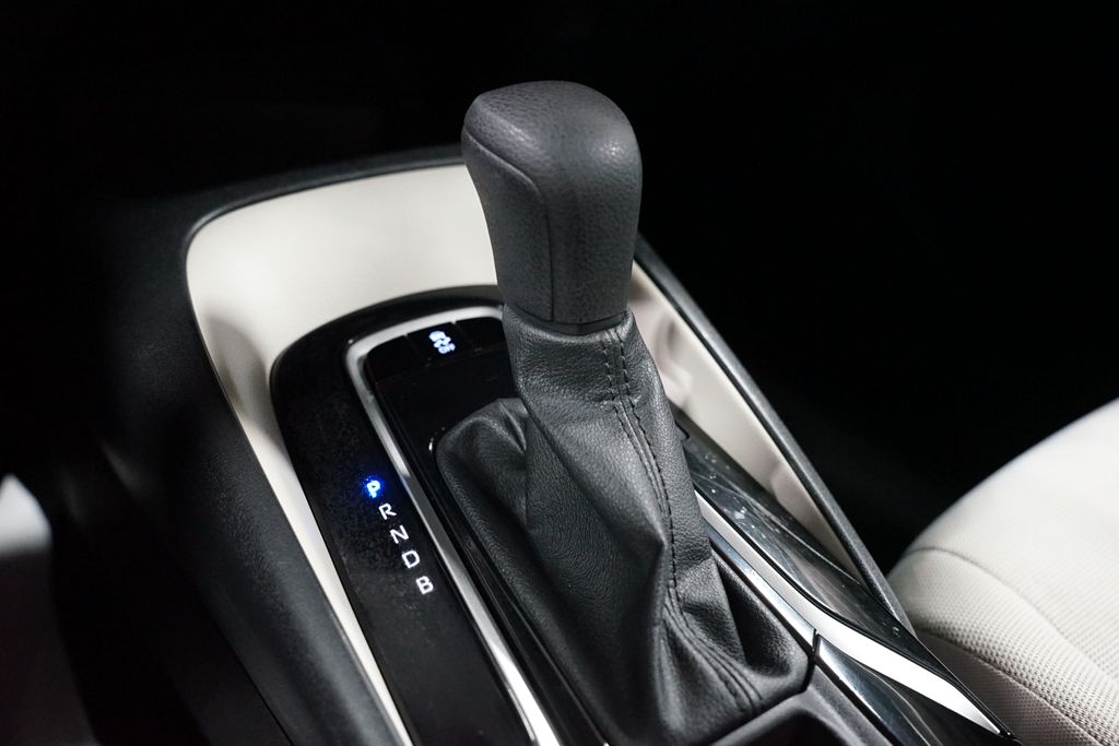 Thumbnail: 2022 Toyota Corolla - 19