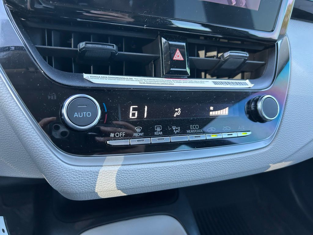 2023 Toyota Corolla LE 25