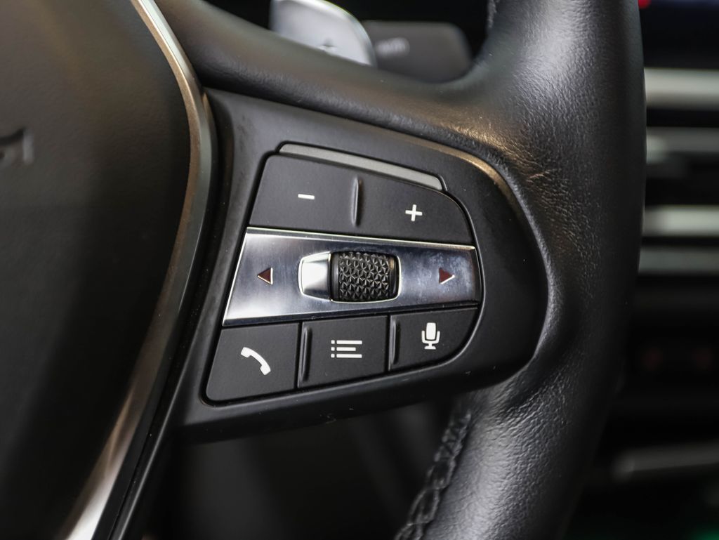 Thumbnail: 2023 BMW 3 Series - 12