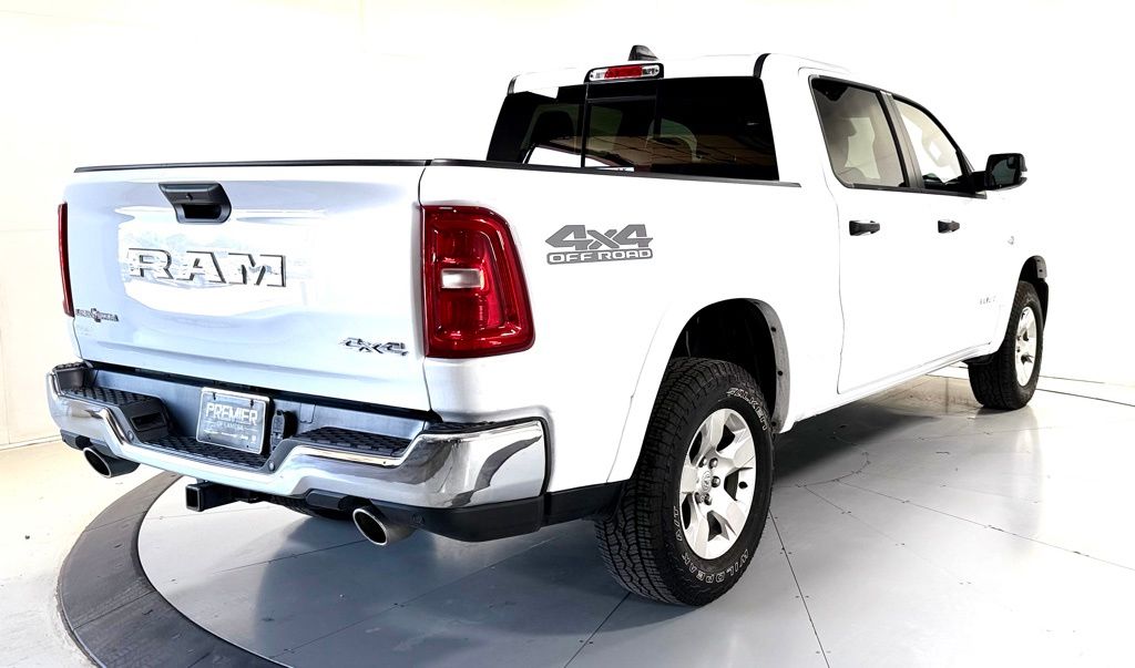 Used 2026 White Ram Big Horn/Lone Star image 4