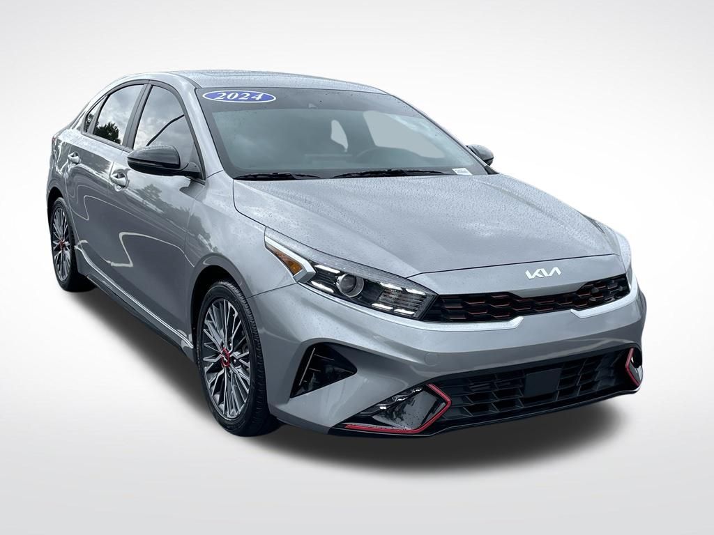 Thumbnail: 2024 Kia Forte - 8