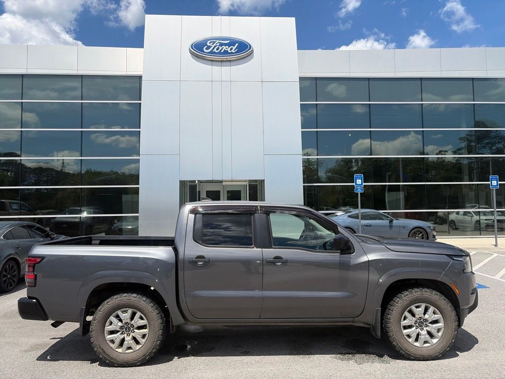 2022 Nissan Frontier Crew Cab S 4x4
