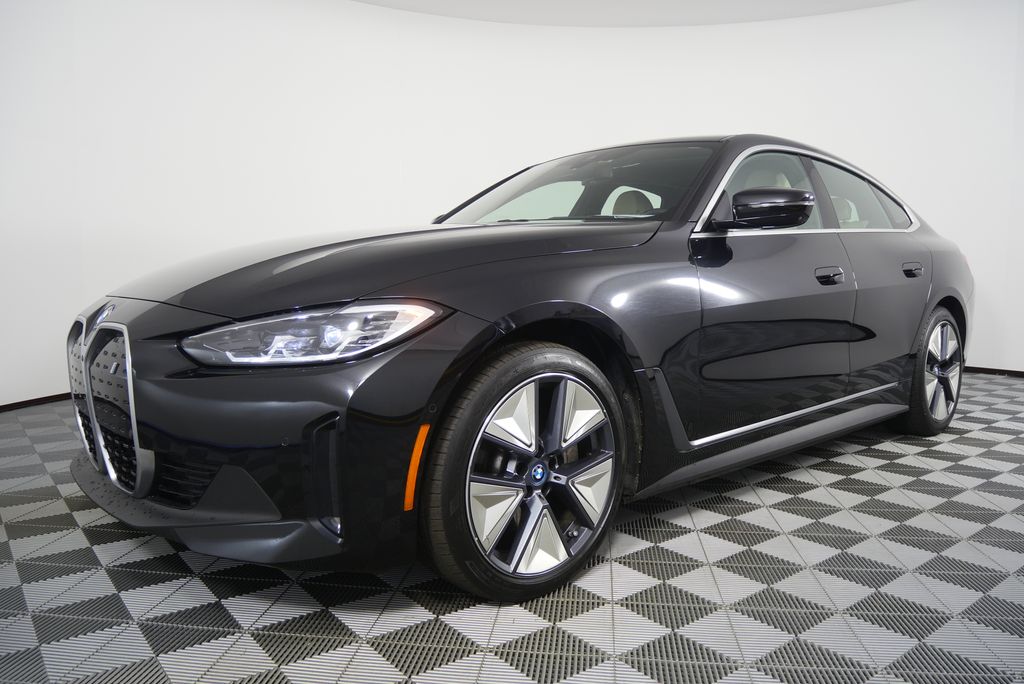 Thumbnail: 2024 BMW i4 - 7