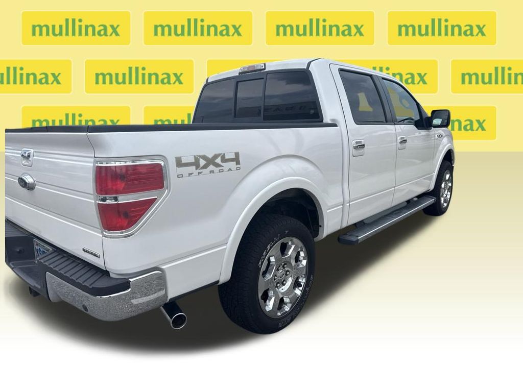 Used 2011 White Ford Lariat image 3