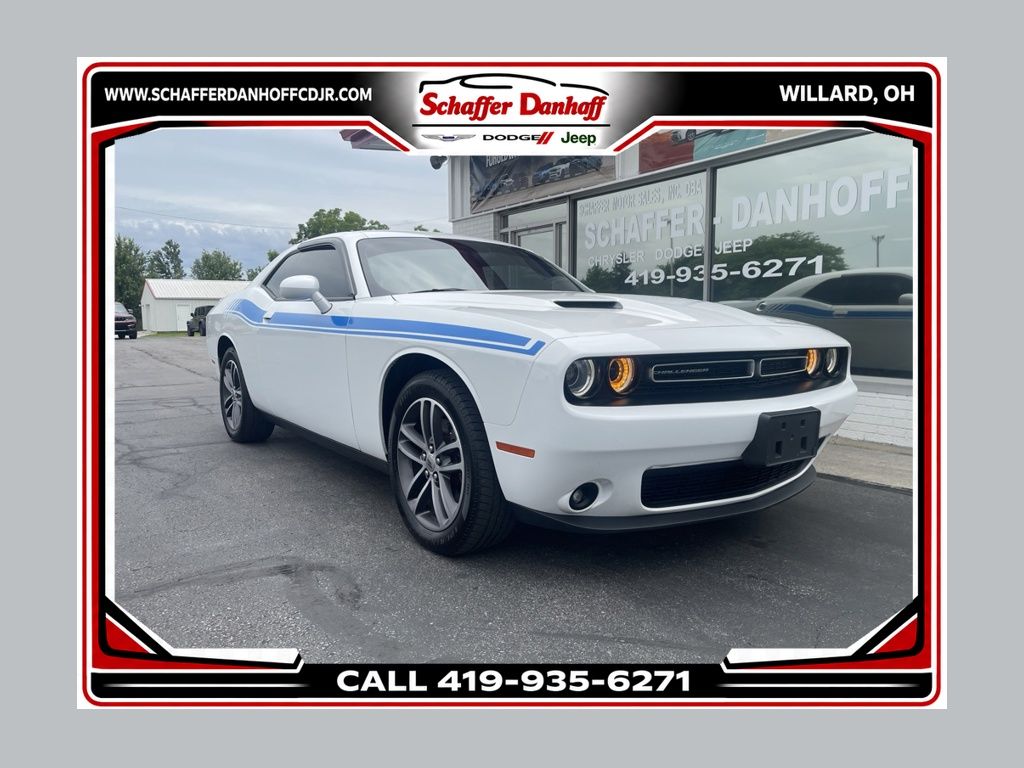 2019 Dodge Challenger SXT AWD