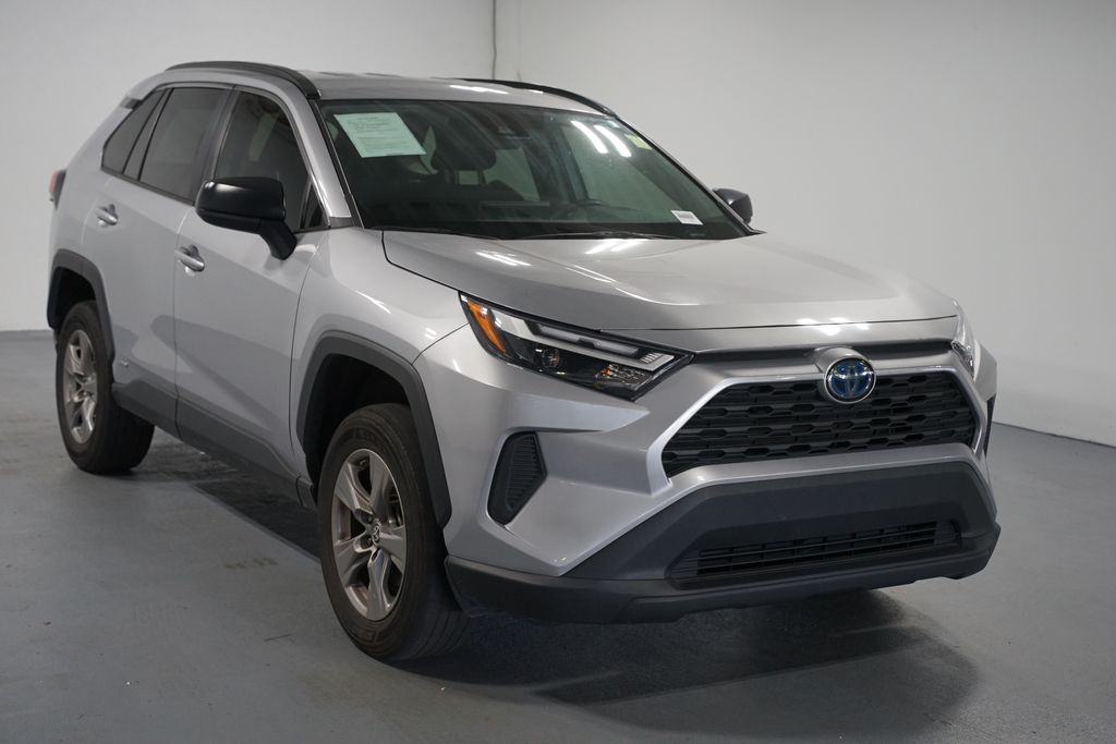 Thumbnail: 2024 Toyota RAV4 - 3