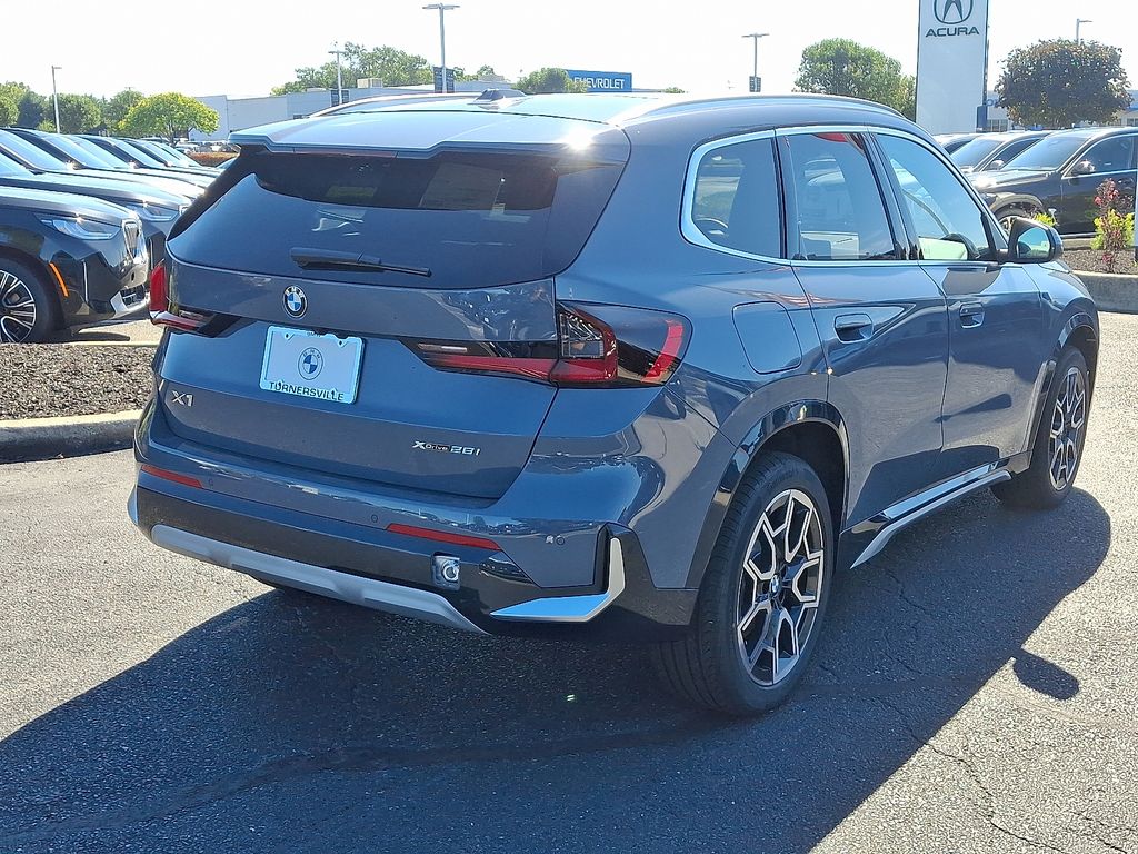Thumbnail: 2026 BMW X1 - 4