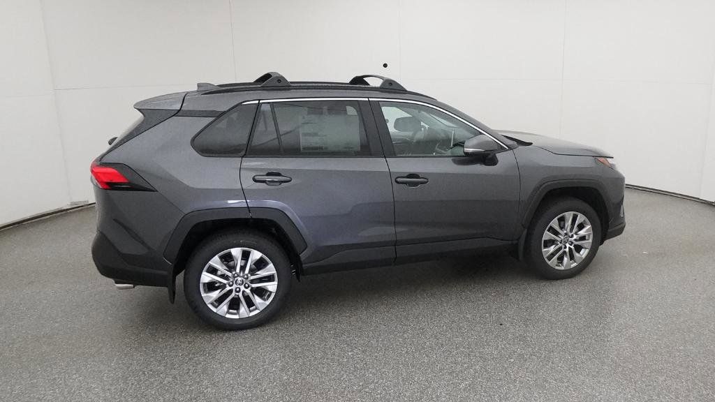 Thumbnail: 2025 Toyota RAV4 - 10