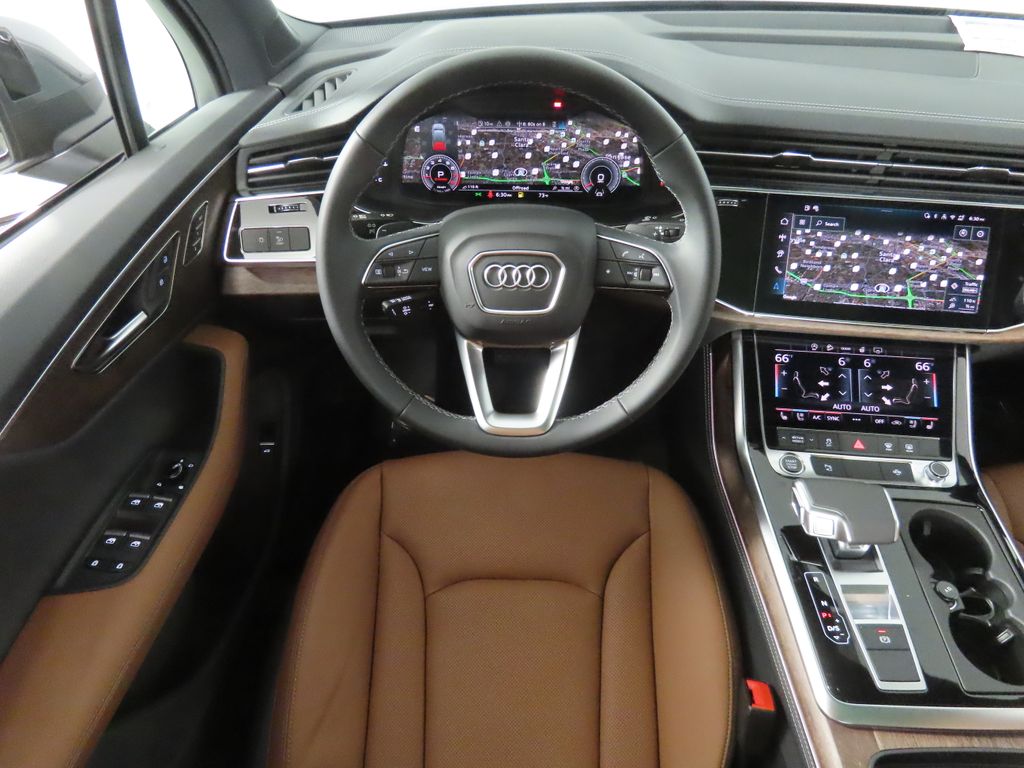 Thumbnail: 2026 Audi Q7 - 13