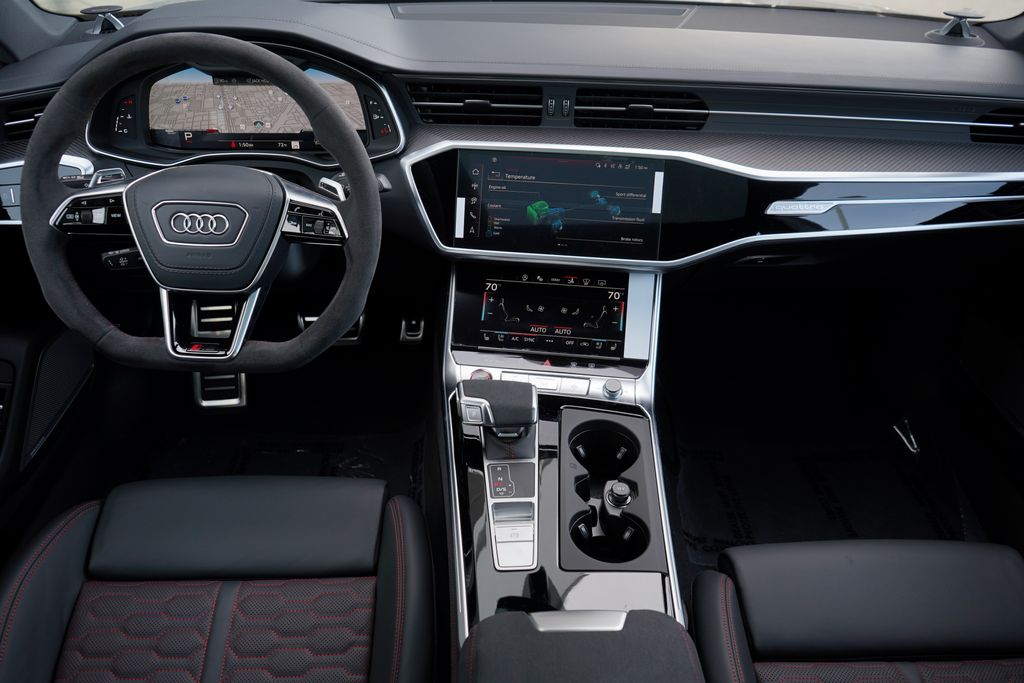 Thumbnail: 2025 Audi RS 7 - 17