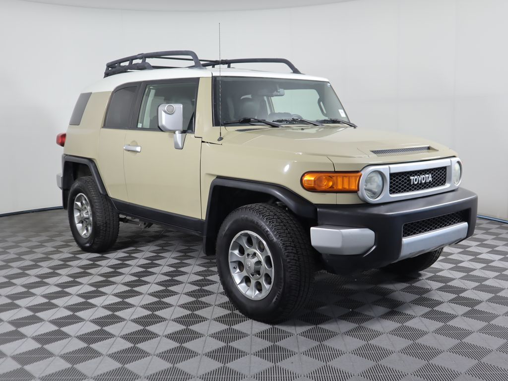 Thumbnail: 2012 Toyota FJ Cruiser - 3