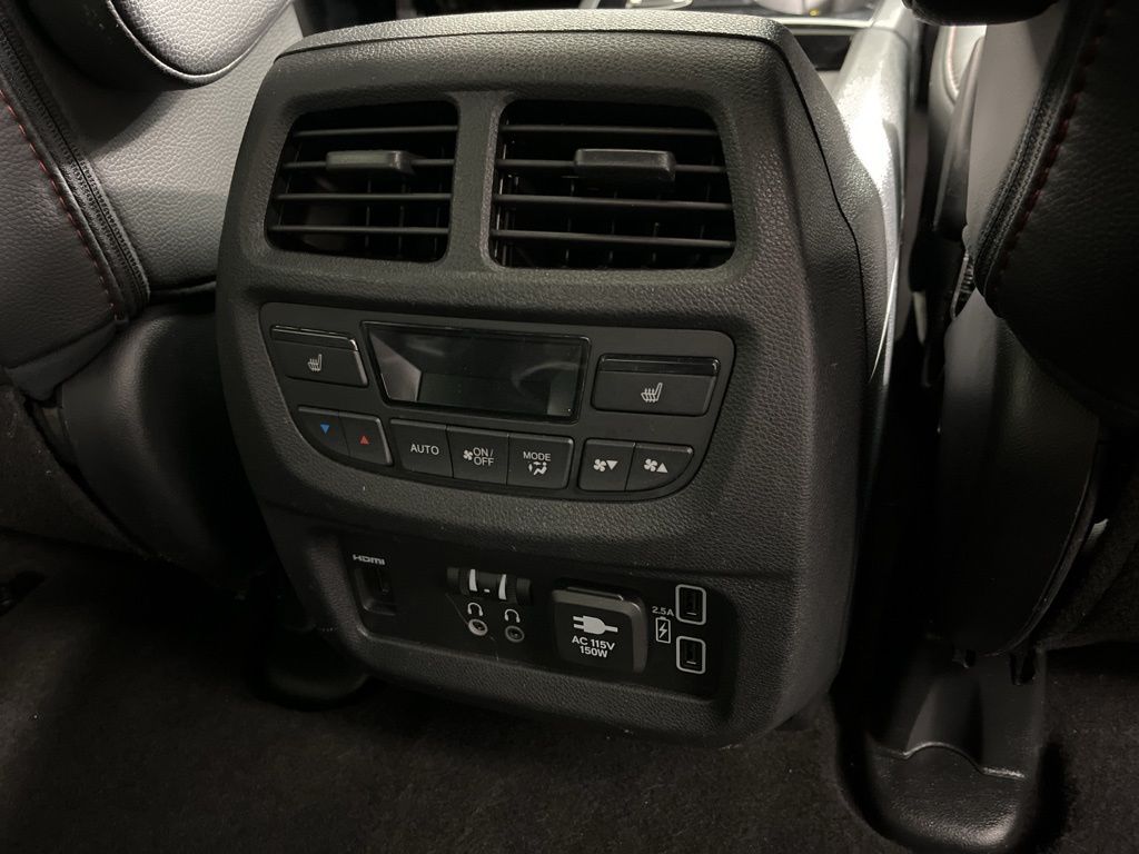 Thumbnail: 2020 Honda Pilot - 11