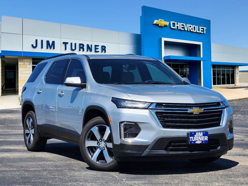 2022 Chevrolet Traverse LT Leather 1