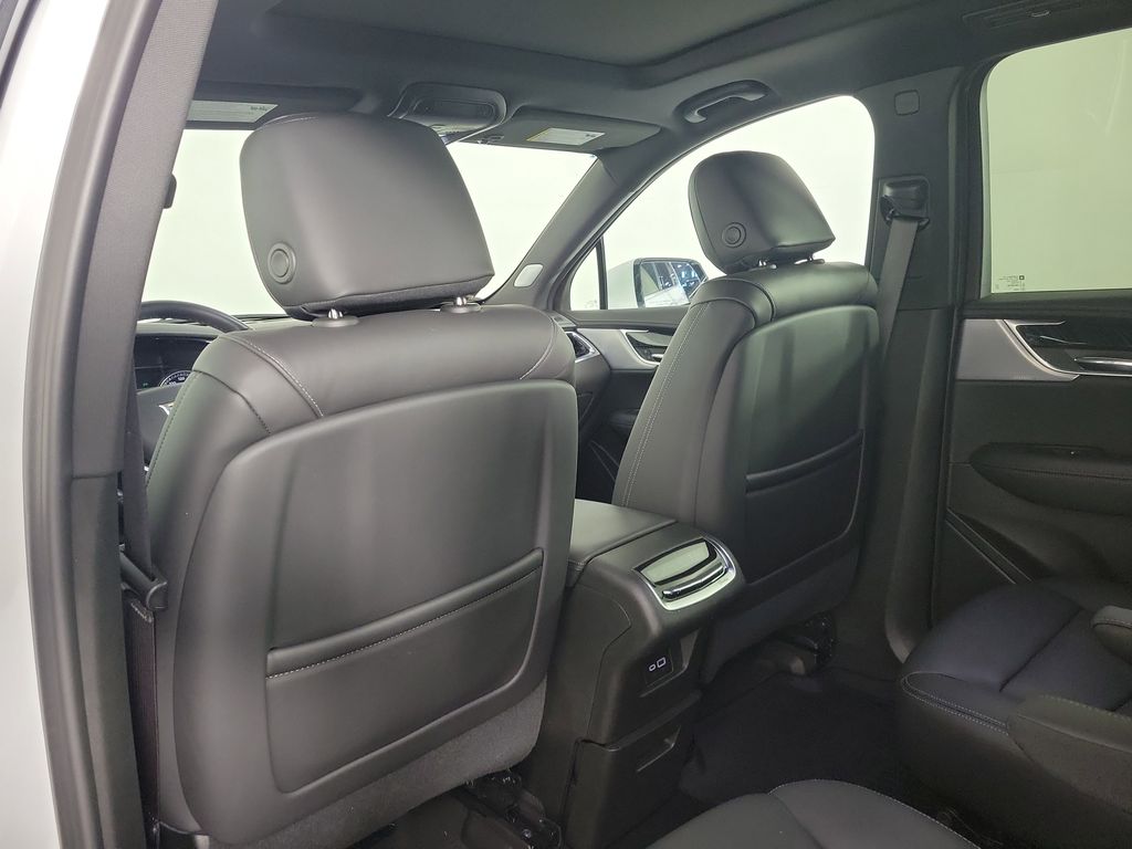 2024 Cadillac XT6 Premium Luxury - 11