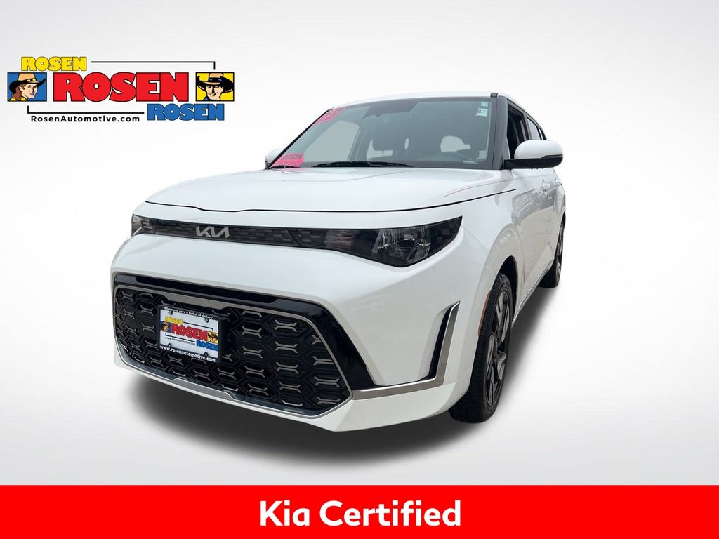 2023 Kia Soul GT-Line photo