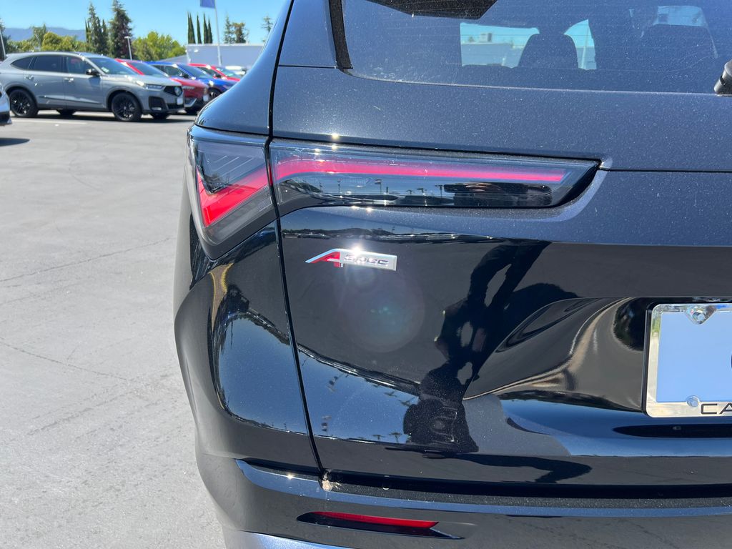 Thumbnail: 2025 Acura ADX - 10