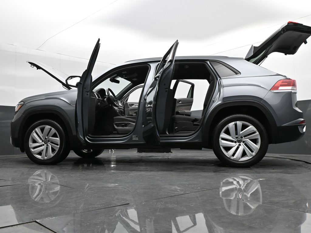 2022 Volkswagen Atlas Cross Sport 3.6L V6 SE w/Technology