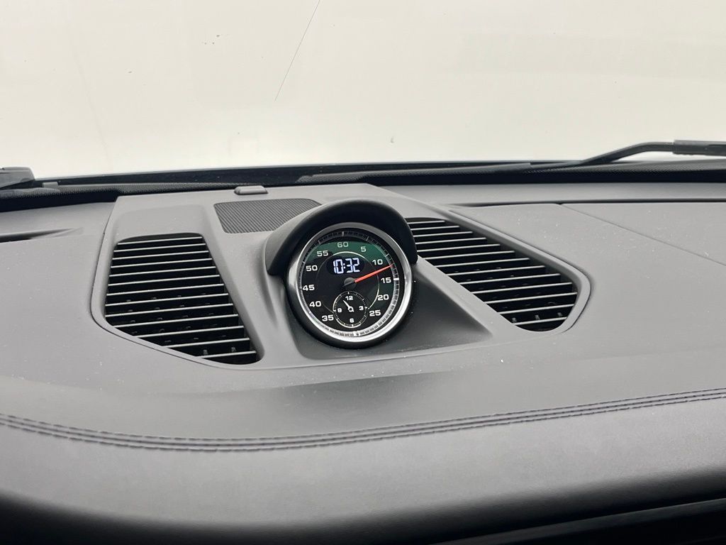 2013 Porsche 911 Carrera S 18