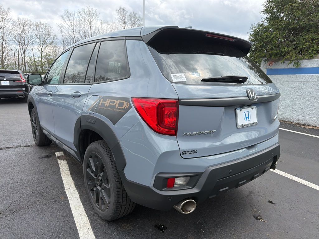 Thumbnail: 2023 Honda Passport - 3