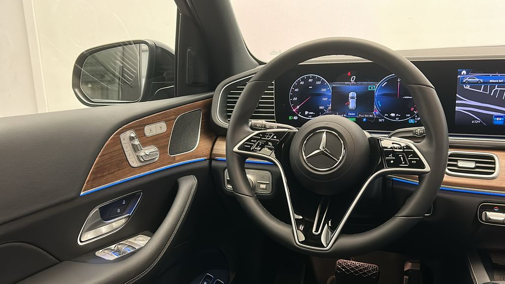 2025 Mercedes-Benz GLE 450 24