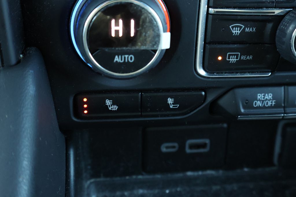 Thumbnail: 2023 Chevrolet Tahoe - 28