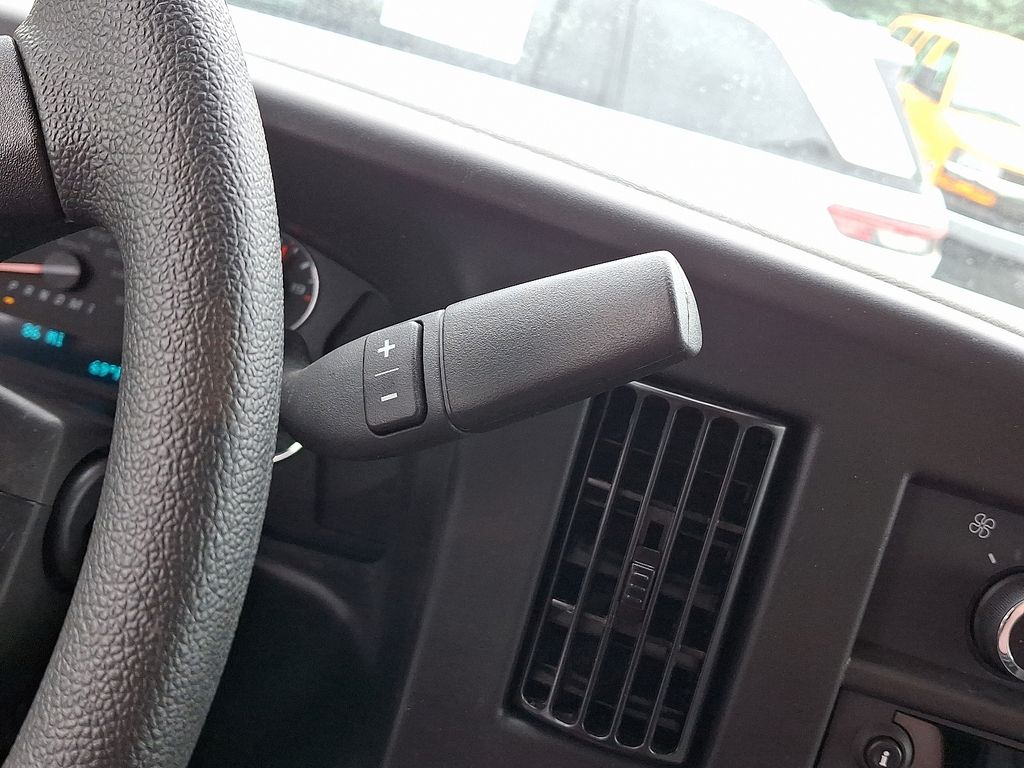 2025 Chevrolet Express 3500 Work Van - 8