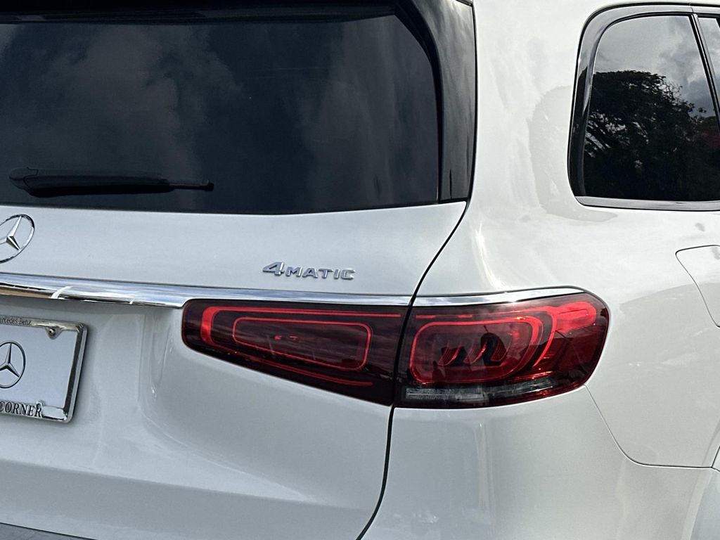 Thumbnail: 2022 Mercedes-Benz GLS - 8