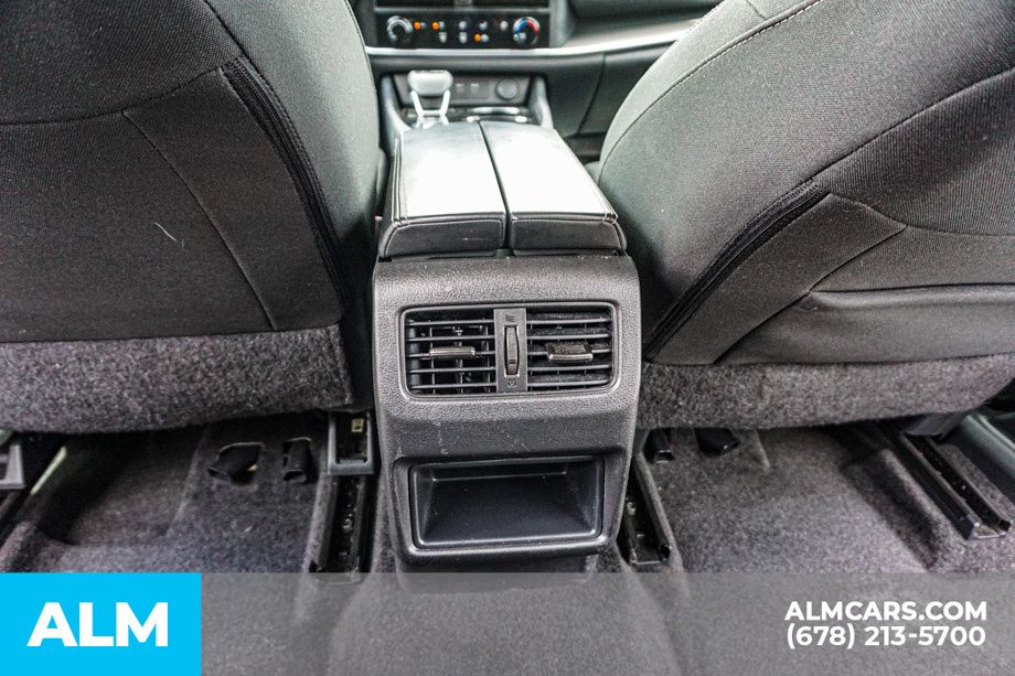 Used 2024 Silver Nissan S image 30