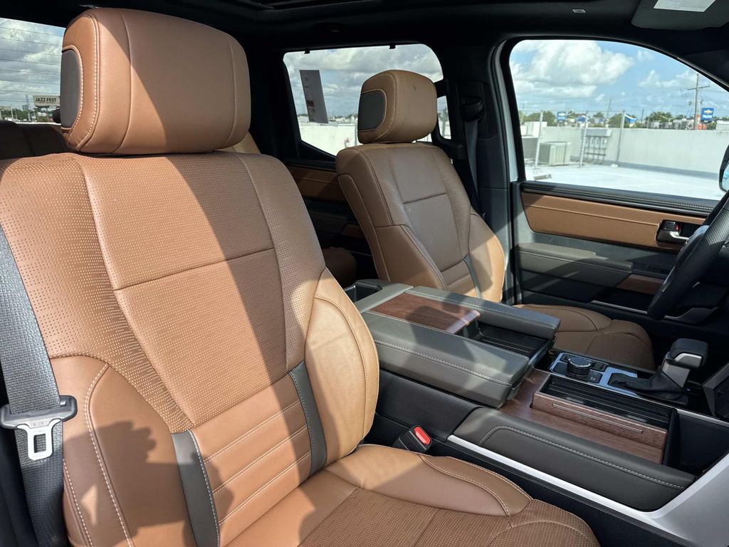 2026 Toyota Tundra Hybrid 1794 Edition - 9