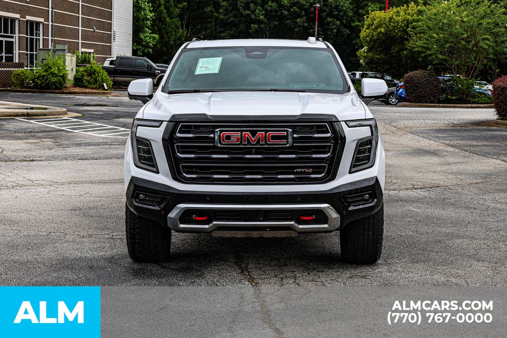 Used 2025 White GMC AT4 image 11