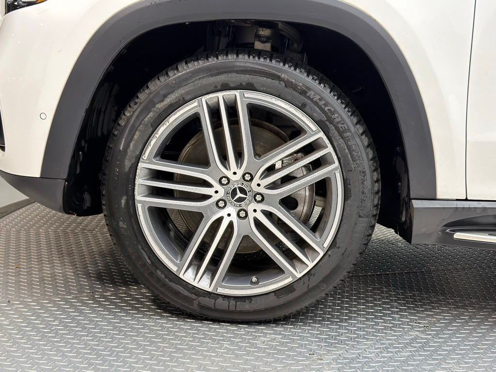 Thumbnail: 2024 Mercedes-Benz GLS - 5