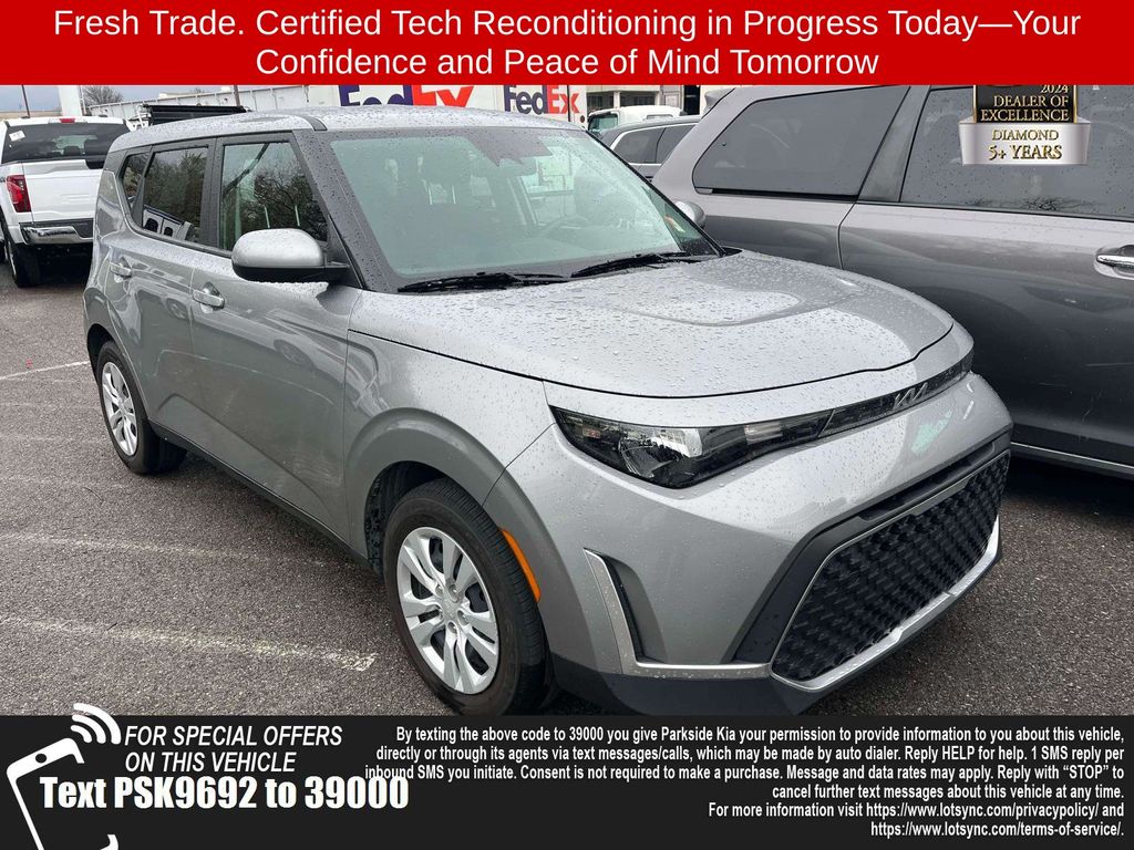 2023 Kia Soul LX FWD