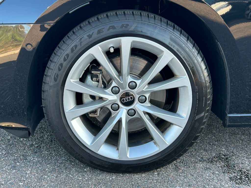 Certified Used 2025 Black Metallic Audi 40 Premium image 41