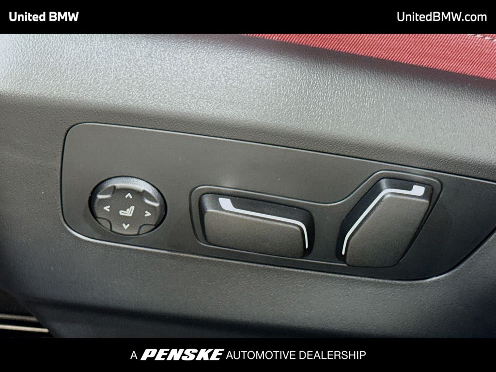 Thumbnail: 2026 BMW 5 Series - 4