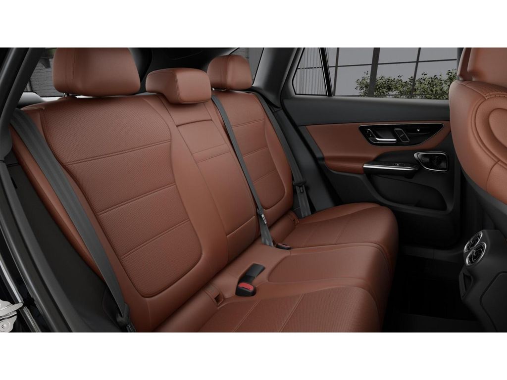 Thumbnail: 2026 Mercedes-Benz GLC - 5