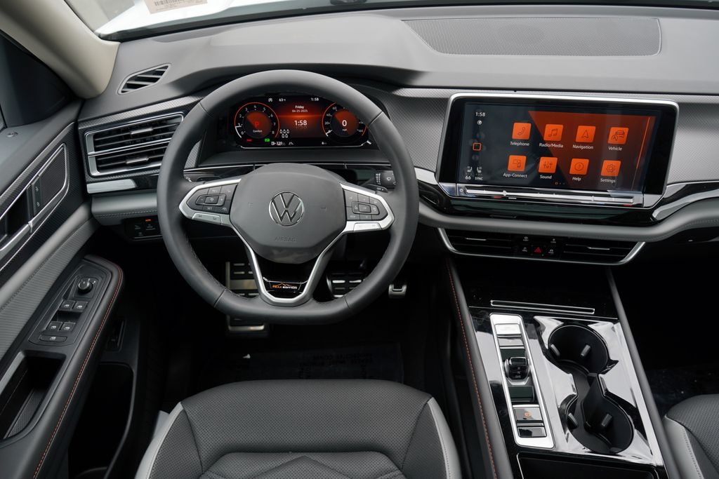 2025 Volkswagen Atlas Peak Edition SE 12
