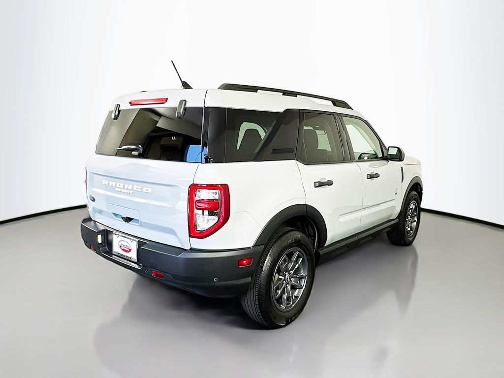 Thumbnail: 2022 Ford Bronco Sport - 5