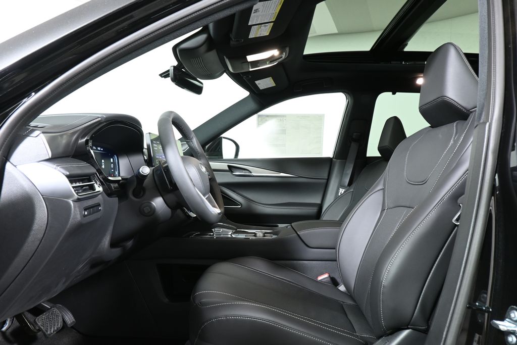 2025 INFINITI QX60 Luxe 3