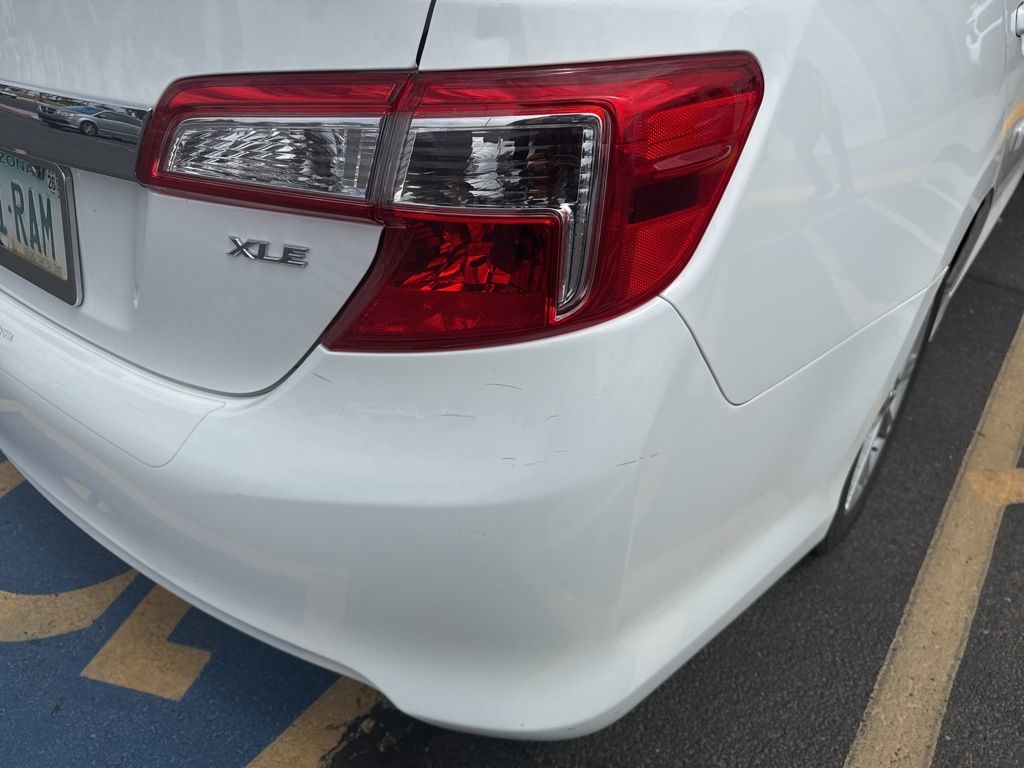 Thumbnail: 2013 Toyota Camry - 8