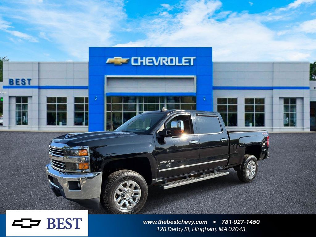 Black 2018 Chevrolet Silverado 2500HD Pickup Truck Four-Wheel Drive 6-Speed Automatic