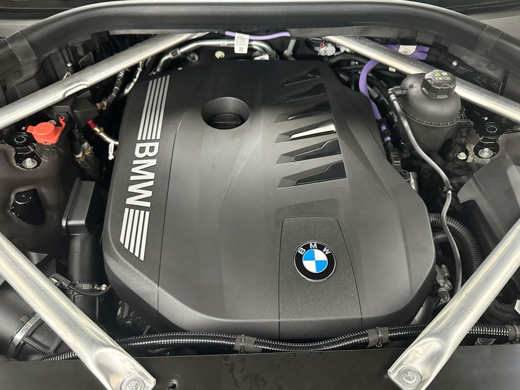 2024 BMW X7 xDrive40i 19