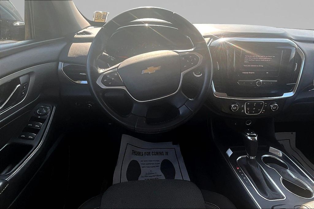 Used 2020 Chevrolet Traverse SUV