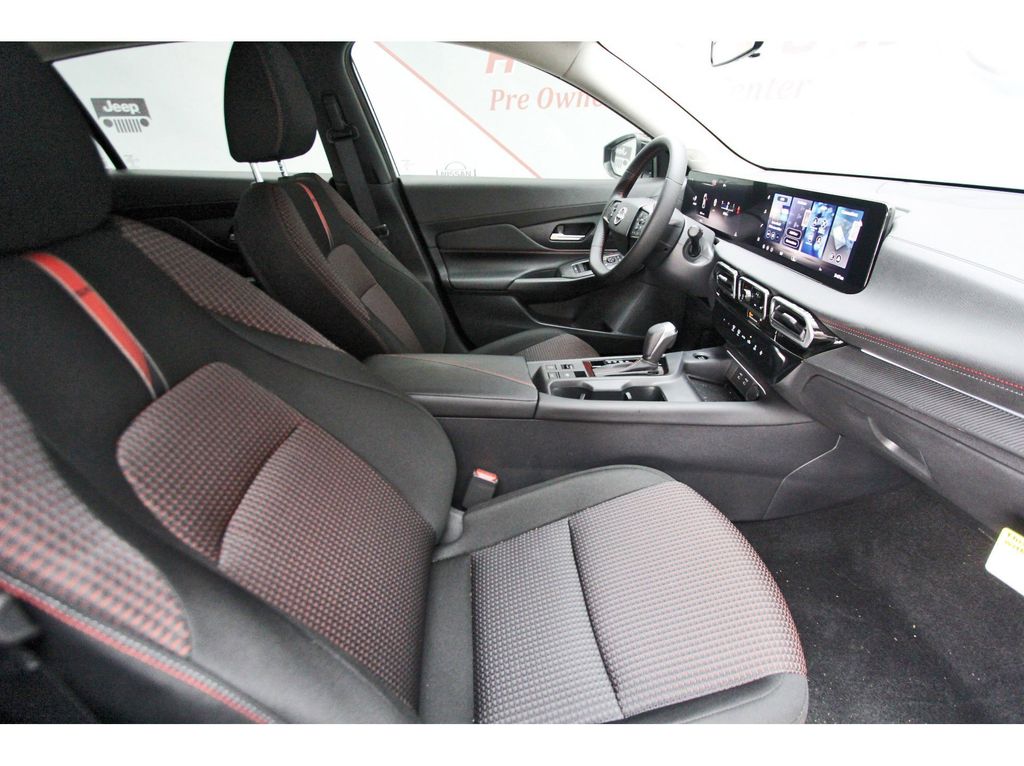 2026 Nissan Sentra SR - 10