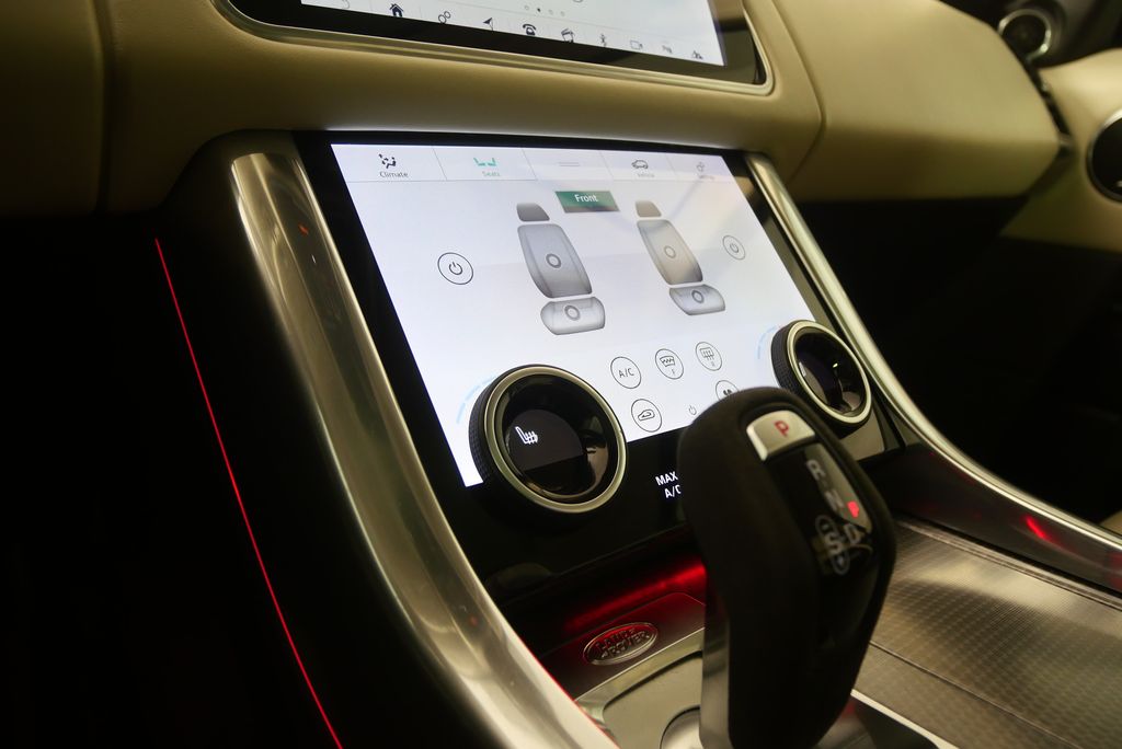 Thumbnail: 2021 Land Rover Range Rover Sport - 26