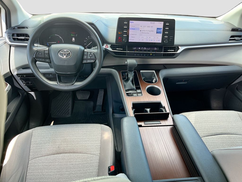 Used 2023 White Toyota LE image 20