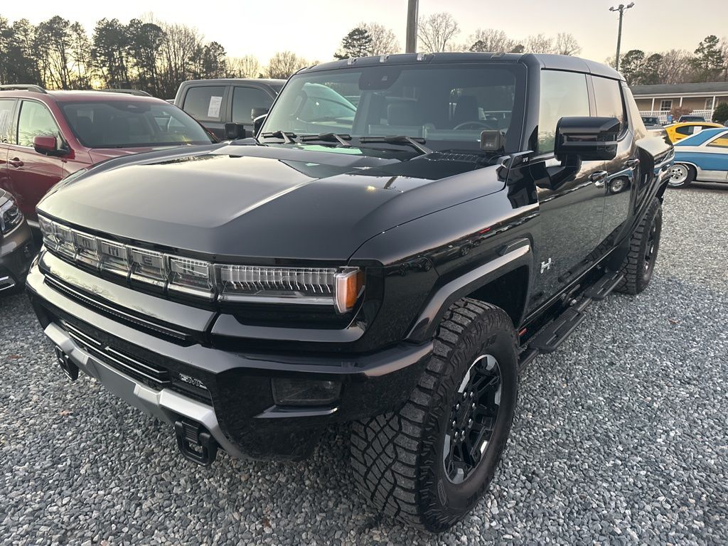 2024 GMC Hummer EV Pickup 2X's photo