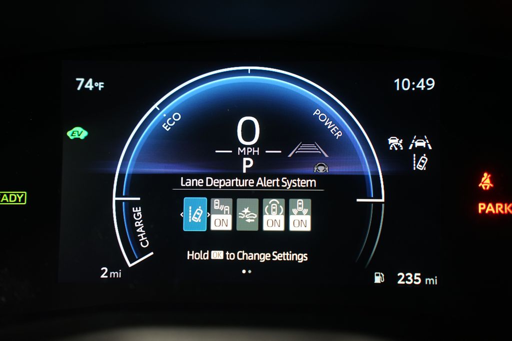 2025 Toyota Camry SE 17