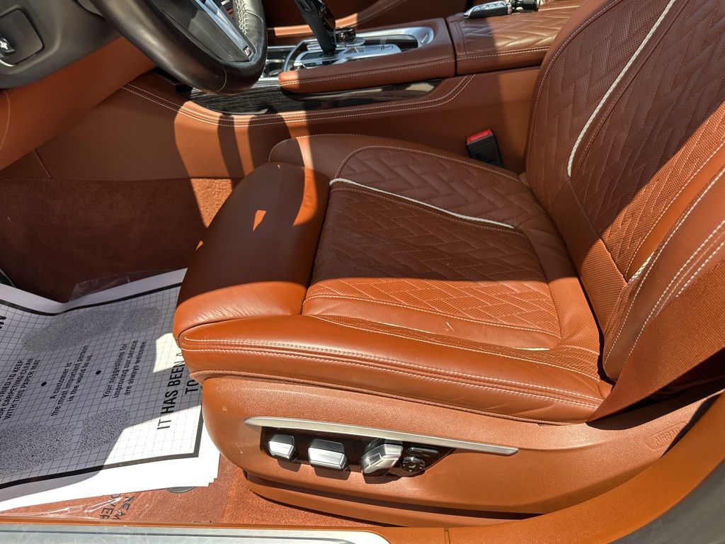 2022 Frozen Bluestone Metallic BMW 7 Series M760i AWD Sedan