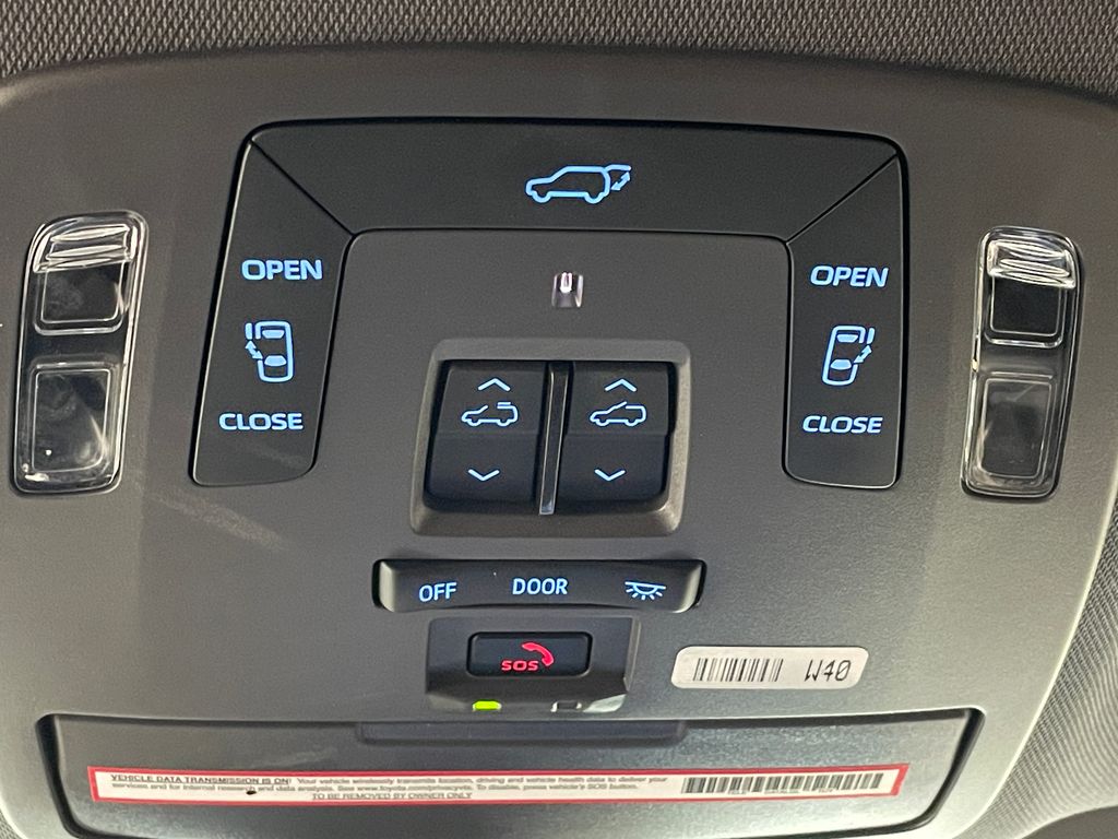 Thumbnail: 2023 Toyota Sienna - 32