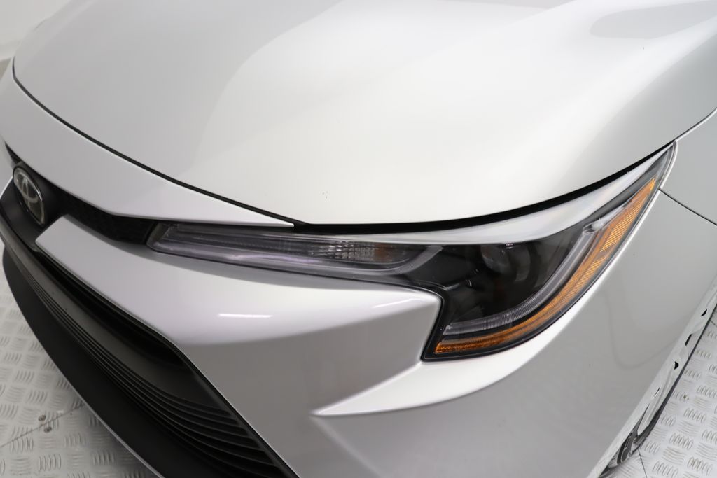 2024 Toyota Corolla LE 3